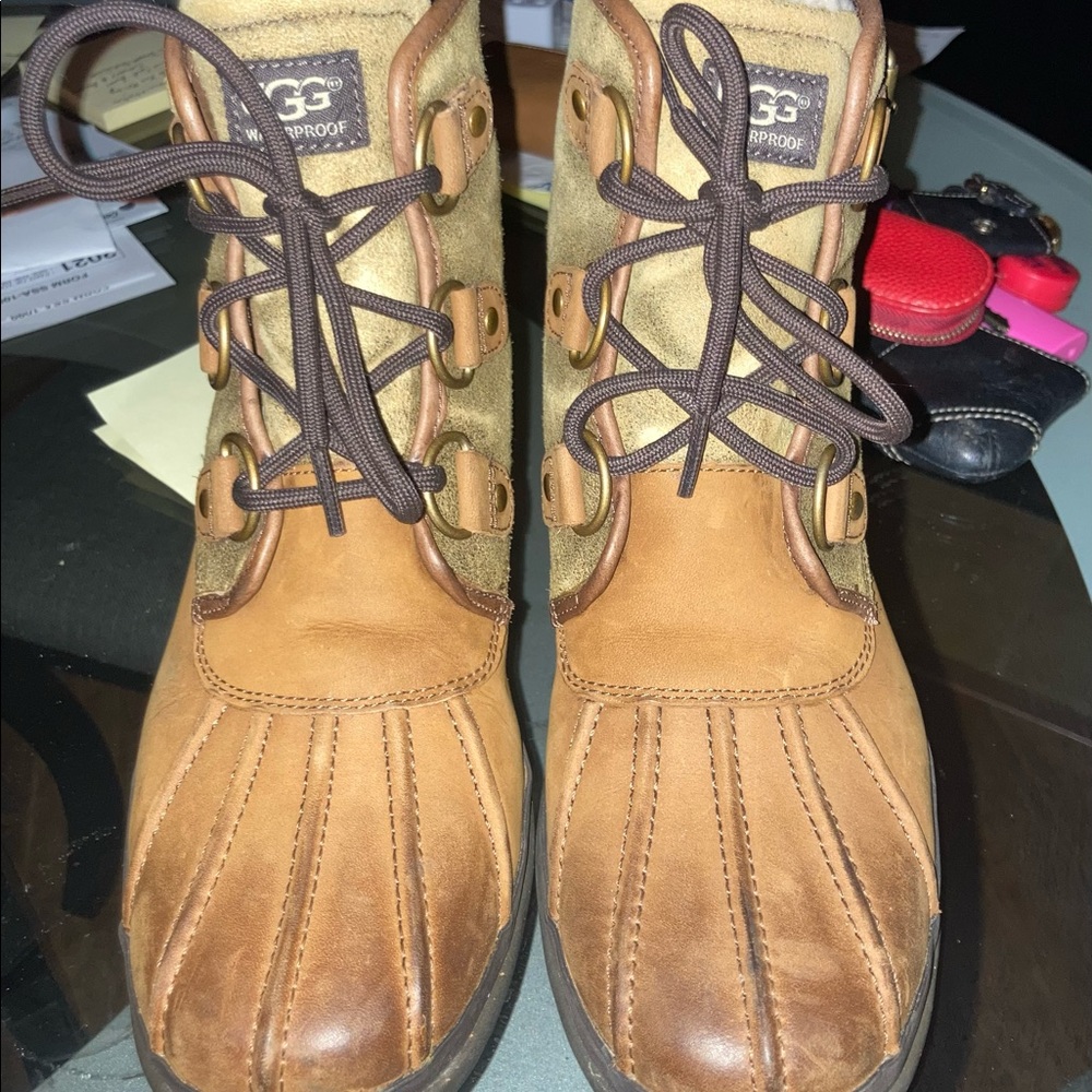 NWOT UGG women’s waterproof lace-up ankle boots size 8.5 - Picture 5 of 16